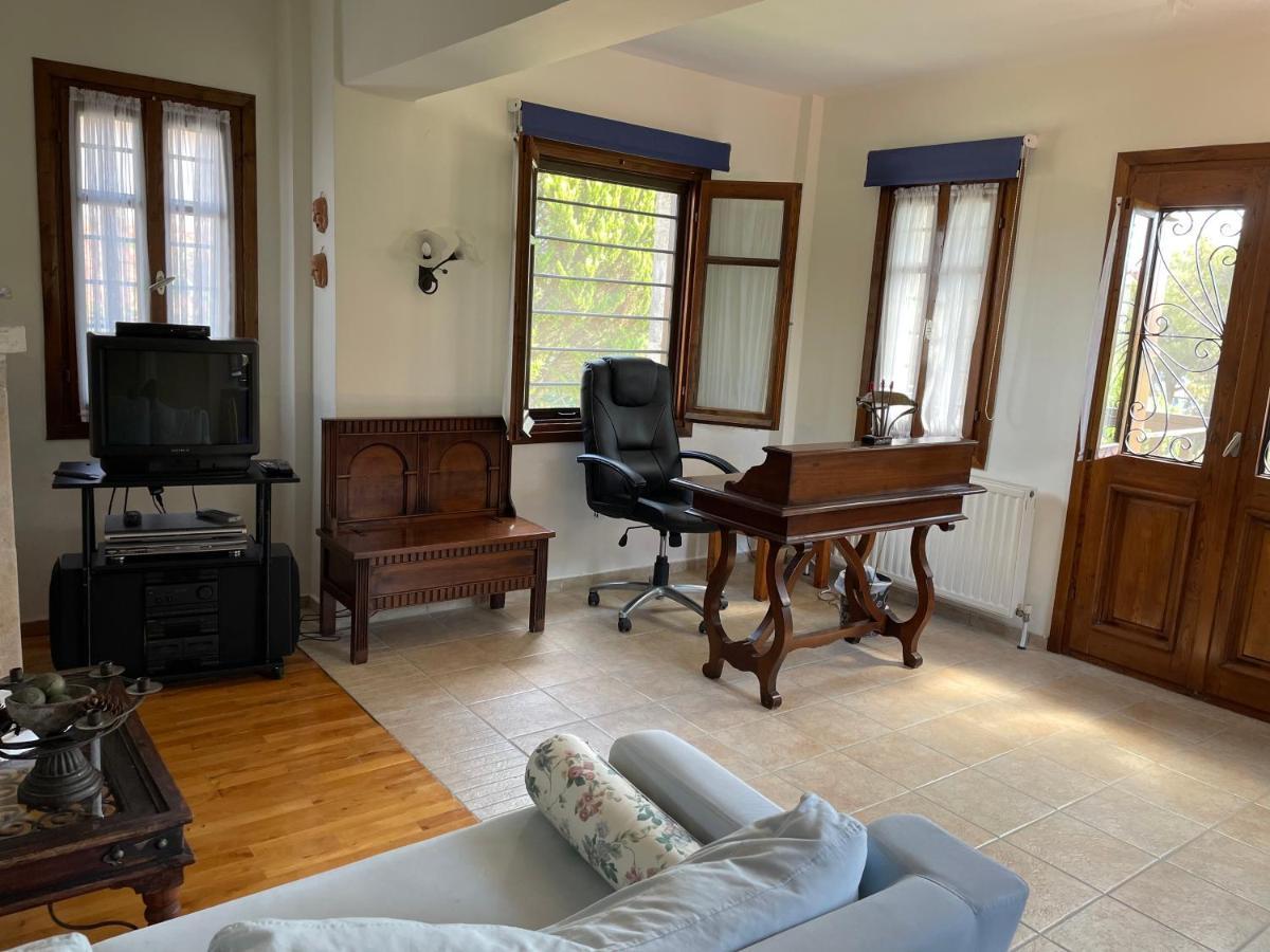 Villa Maira Afytos Bagian luar foto