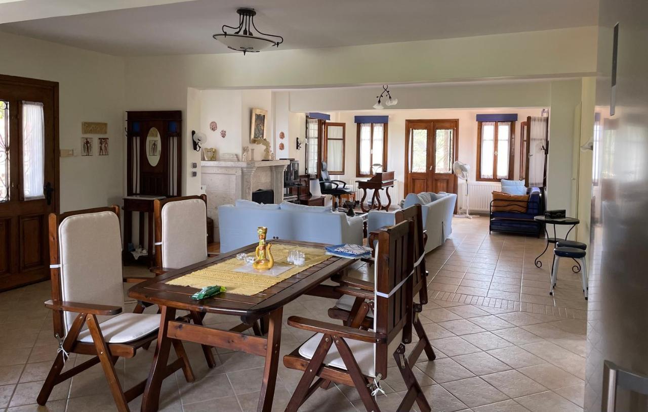 Villa Maira Afytos Bagian luar foto