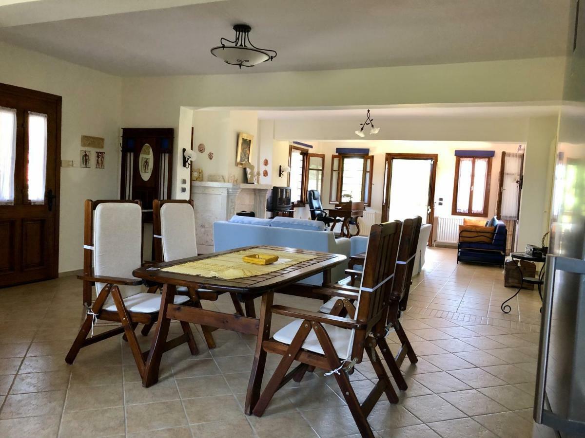 Villa Maira Afytos Bagian luar foto