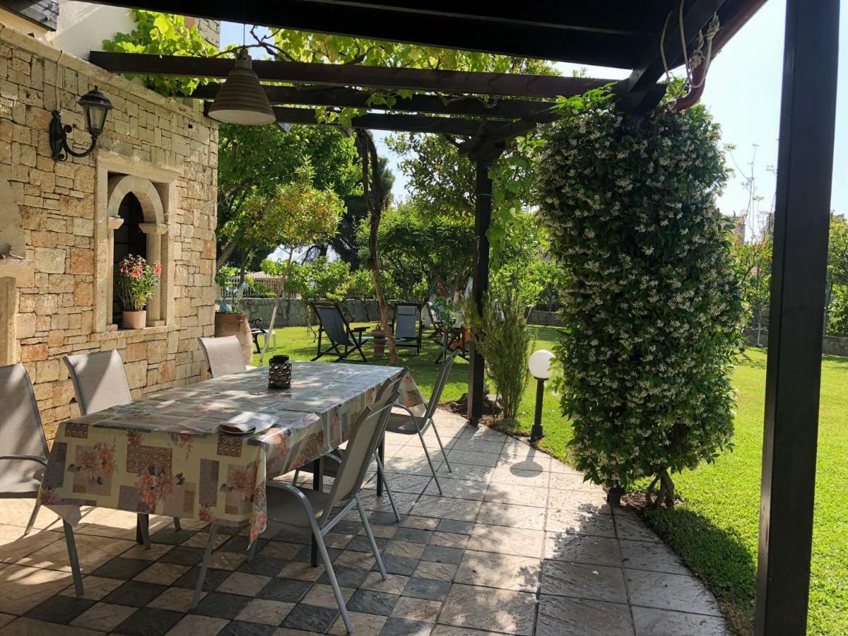 Villa Maira Afytos Bagian luar foto